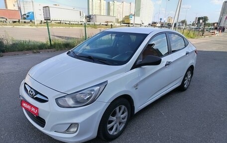 Hyundai Solaris II рестайлинг, 2013 год, 550 000 рублей, 1 фотография