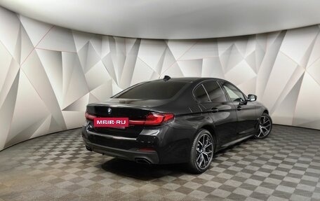 BMW 5 серия, 2020 год, 5 399 700 рублей, 2 фотография