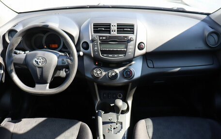 Toyota RAV4, 2011 год, 1 699 000 рублей, 18 фотография