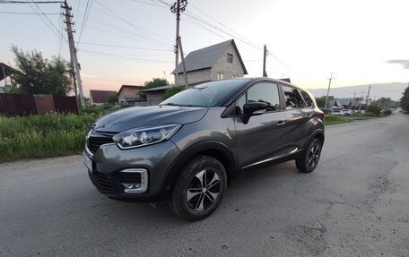 Renault Kaptur I рестайлинг, 2017 год, 1 349 000 рублей, 9 фотография