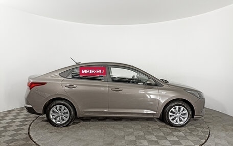 Hyundai Solaris II рестайлинг, 2021 год, 1 721 000 рублей, 4 фотография