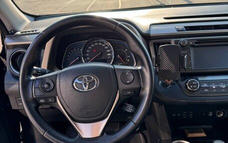 Toyota RAV4, 2015 год, 2 500 000 рублей, 13 фотография