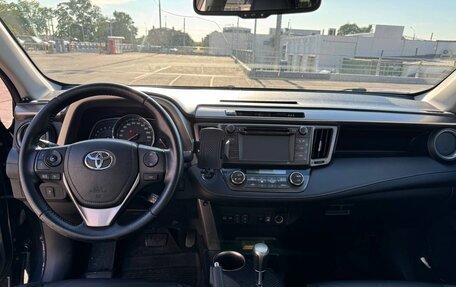 Toyota RAV4, 2015 год, 2 500 000 рублей, 31 фотография