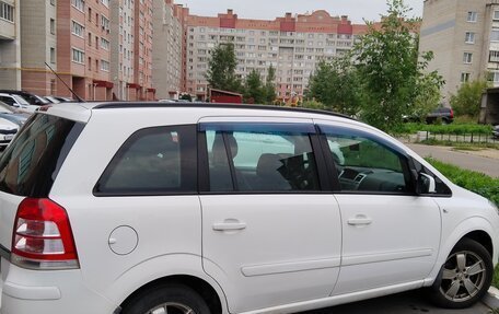 Opel Zafira B, 2011 год, 850 000 рублей, 2 фотография