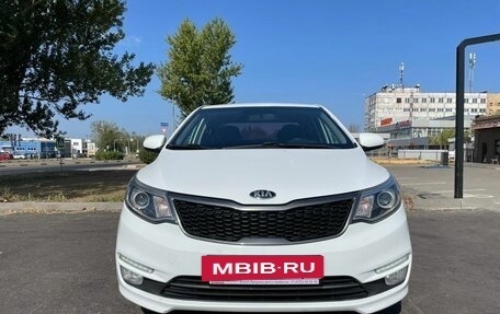 KIA Rio III рестайлинг, 2016 год, 1 249 900 рублей, 2 фотография