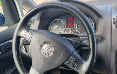 Volkswagen Touran III, 2007 год, 650 000 рублей, 10 фотография