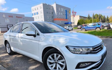 Volkswagen Passat B8 рестайлинг, 2020 год, 2 092 000 рублей, 3 фотография