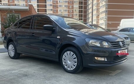 Volkswagen Polo VI (EU Market), 2017 год, 1 300 000 рублей, 2 фотография