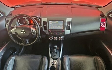 Mitsubishi Outlander III рестайлинг 3, 2007 год, 949 000 рублей, 9 фотография