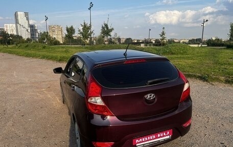 Hyundai Solaris II рестайлинг, 2011 год, 640 000 рублей, 7 фотография