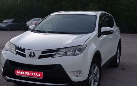 Toyota RAV4, 2013 год, 2 100 000 рублей, 1 фотография