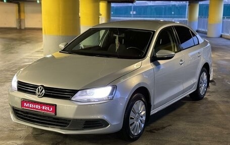 Volkswagen Jetta VI, 2012 год, 750 000 рублей, 1 фотография