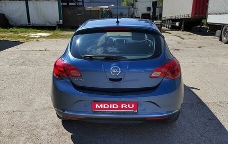 Opel Astra J, 2013 год, 800 000 рублей, 5 фотография