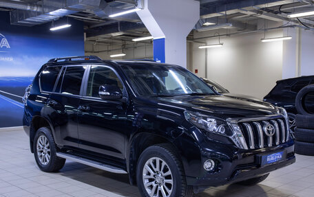 Toyota Land Cruiser Prado 150 рестайлинг 2, 2017 год, 4 199 000 рублей, 10 фотография