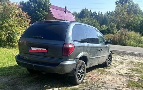 Dodge Caravan IV, 2001 год, 400 000 рублей, 2 фотография