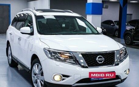 Nissan Pathfinder, 2016 год, 2 458 000 рублей, 7 фотография