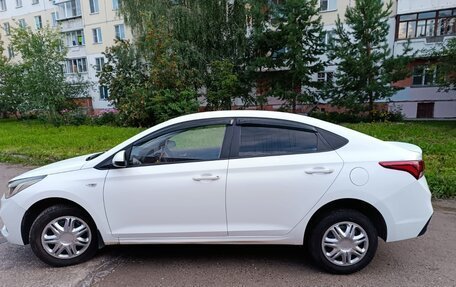 Hyundai Solaris II рестайлинг, 2019 год, 1 200 000 рублей, 7 фотография