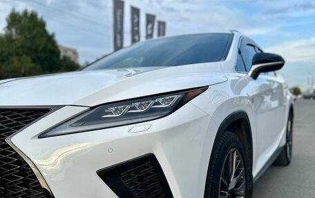 Lexus RX IV рестайлинг, 2019 год, 6 300 000 рублей, 12 фотография