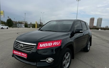 Toyota RAV4, 2011 год, 1 640 000 рублей, 2 фотография