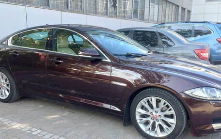 Jaguar XF I рестайлинг, 2013 год, 1 800 000 рублей, 3 фотография