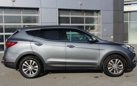 Hyundai Santa Fe III рестайлинг, 2018 год, 2 499 000 рублей, 5 фотография