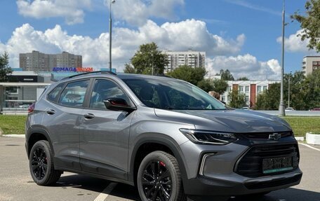 Chevrolet Tracker, 2022 год, 2 100 000 рублей, 2 фотография