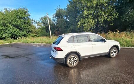 Volkswagen Tiguan II, 2018 год, 2 800 000 рублей, 15 фотография