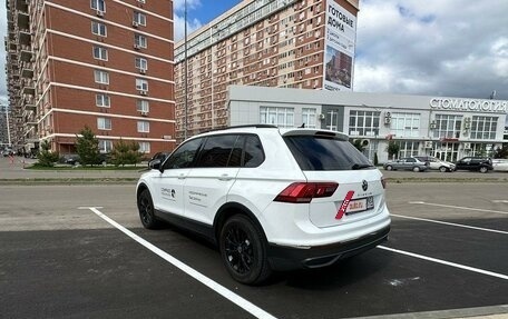 Volkswagen Tiguan II, 2022 год, 3 600 000 рублей, 3 фотография