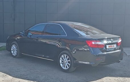 Toyota Camry, 2014 год, 1 900 000 рублей, 6 фотография