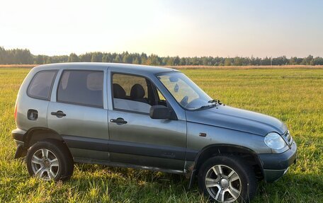 Chevrolet Niva I рестайлинг, 2008 год, 320 000 рублей, 2 фотография