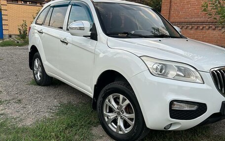 Lifan X60 I рестайлинг, 2016 год, 630 000 рублей, 2 фотография