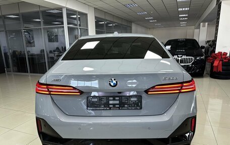 BMW 5 серия, 2023 год, 8 500 000 рублей, 6 фотография