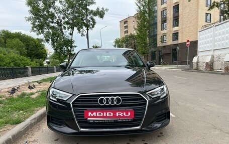 Audi A3, 2016 год, 2 340 000 рублей, 2 фотография