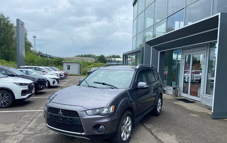 Mitsubishi Outlander III рестайлинг 3, 2010 год, 1 169 000 рублей, 3 фотография