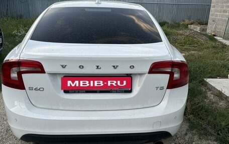 Volvo S60 III, 2012 год, 920 000 рублей, 2 фотография