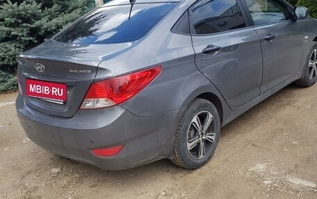 Hyundai Solaris II рестайлинг, 2012 год, 895 000 рублей, 2 фотография