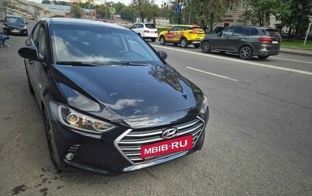 Hyundai Elantra VI рестайлинг, 2018 год, 1 400 000 рублей, 3 фотография