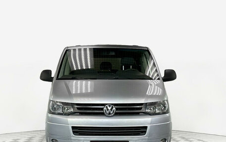 Volkswagen Caravelle T5, 2011 год, 1 887 000 рублей, 2 фотография