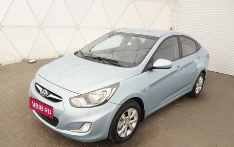 Hyundai Solaris II рестайлинг, 2012 год, 855 000 рублей, 7 фотография