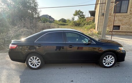 Toyota Camry, 2010 год, 1 570 000 рублей, 3 фотография