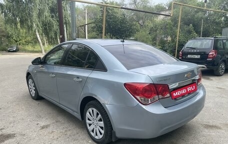 Chevrolet Cruze II, 2010 год, 635 000 рублей, 7 фотография