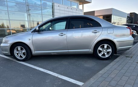 Toyota Avensis III рестайлинг, 2006 год, 745 000 рублей, 3 фотография