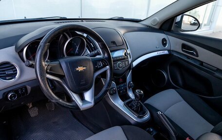 Chevrolet Cruze II, 2013 год, 799 000 рублей, 10 фотография