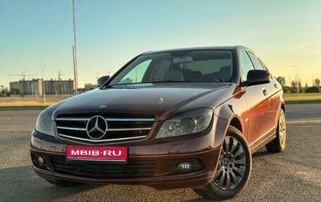 Mercedes-Benz C-Класс, 2007 год, 1 400 000 рублей, 1 фотография