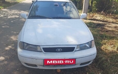 Daewoo Nexia I рестайлинг, 1995 год, 65 000 рублей, 1 фотография