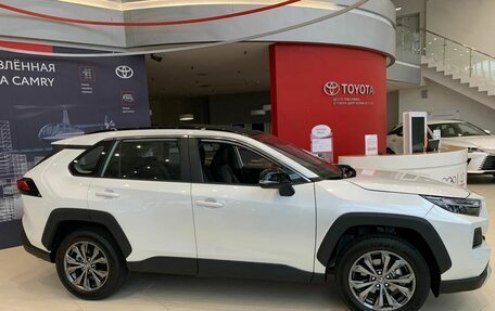 Toyota RAV4, 2024 год, 4 899 000 рублей, 3 фотография