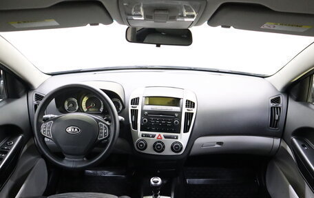 KIA cee'd I рестайлинг, 2009 год, 725 000 рублей, 14 фотография