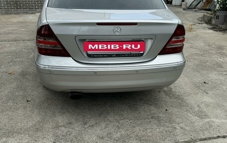 Mercedes-Benz C-Класс, 2004 год, 950 000 рублей, 6 фотография