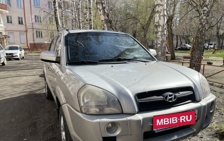 Hyundai Tucson III, 2007 год, 760 000 рублей, 2 фотография