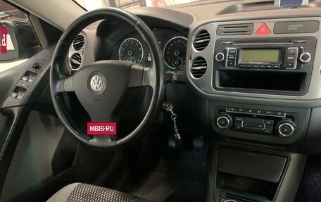 Volkswagen Tiguan I, 2010 год, 970 000 рублей, 9 фотография